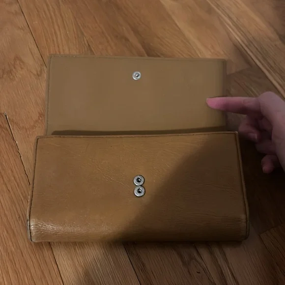 Unique Fossil leather wallet - Picture 3 of 10